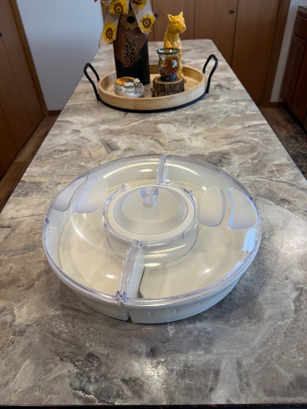 The Pampered Chef Chillzanne Covered Round sectional  # 2791